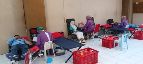 Donor Darah Rutin Universitas Kadiri: Setetes Darah, Sejuta Harapan bagi Sesama