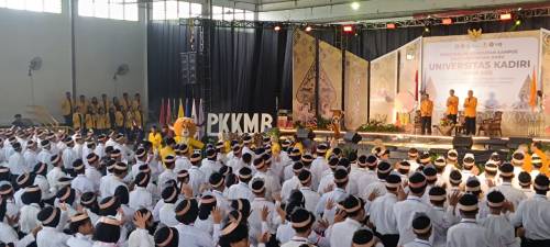 Semarak PKKMB Universitas Kadiri 2025/2026: Membangun Generasi Unggul, Kreatif, dan Berdaya Saing